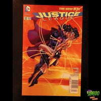 Justice League, Vol. 1 12A 1st time Superman & Wonder Woman share a kiss